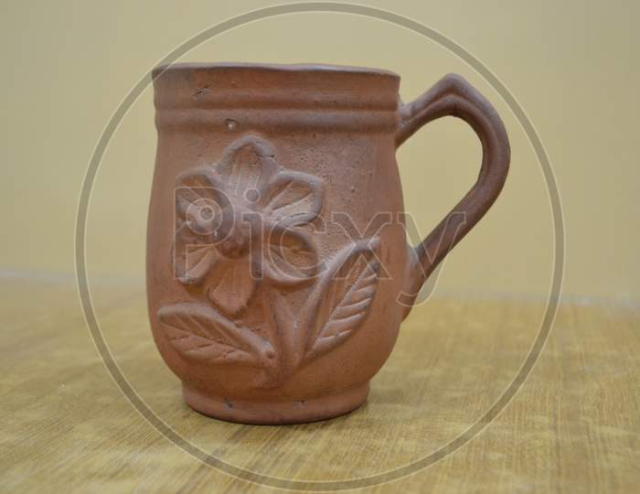 Pottery, Clay glass, flower design.