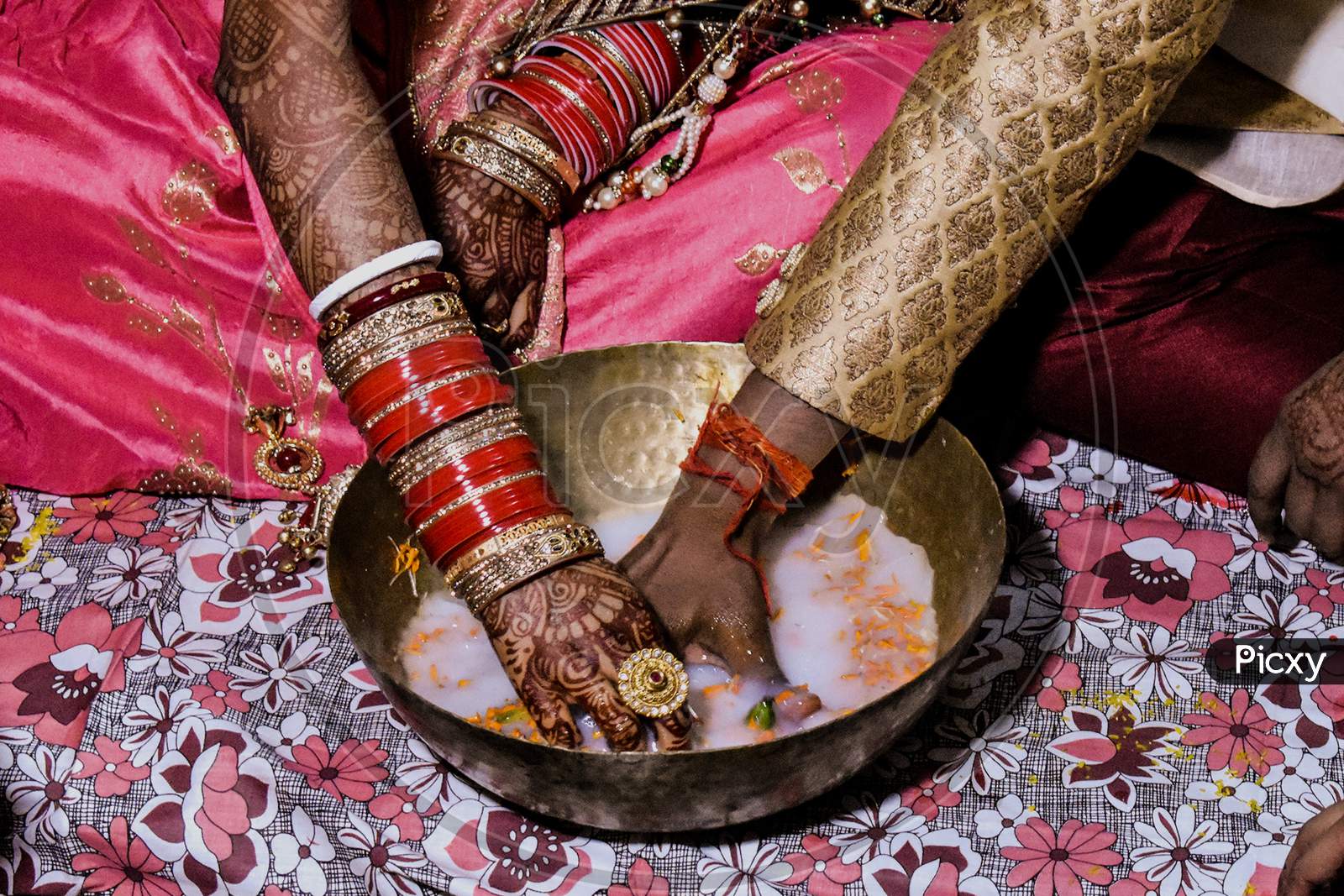 Indian wedding ceremony, marriage, traditions, Hindu culture