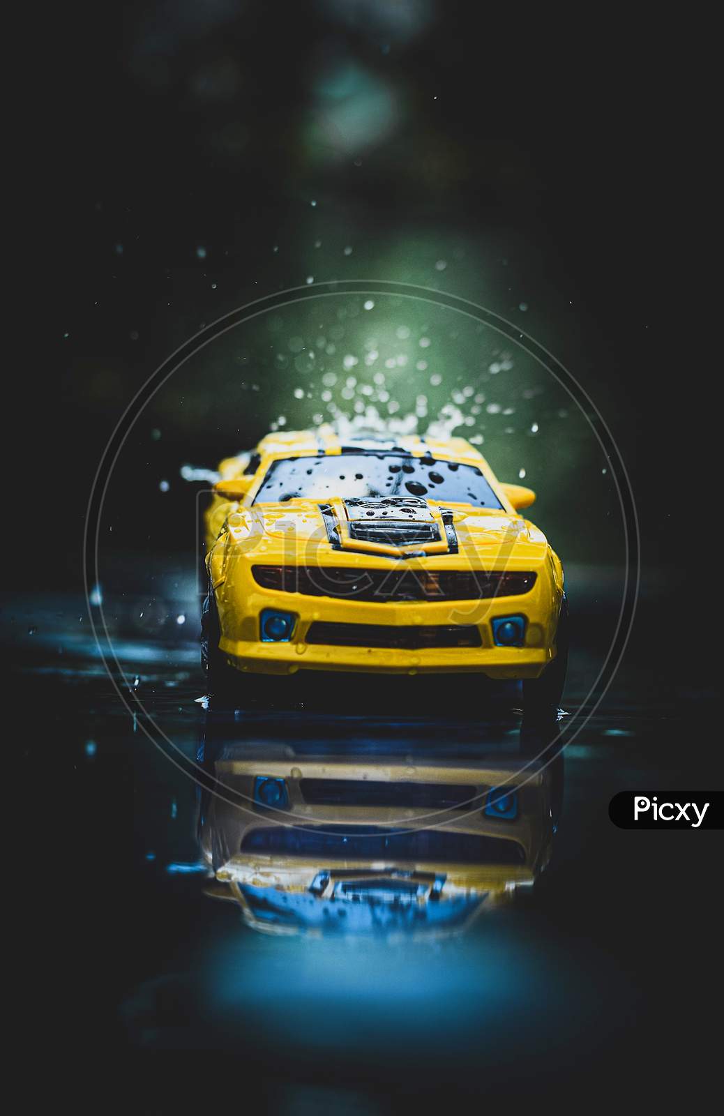 Car photography and water drop lets