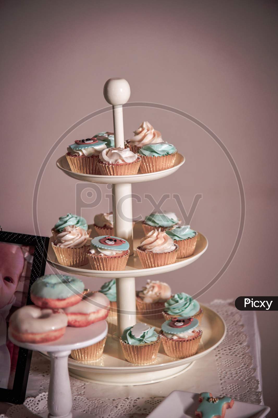 A dessert Table setting-Cup Cakes