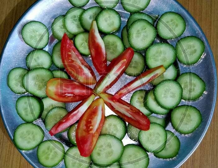 🥗 salad- Cucumber, tamato