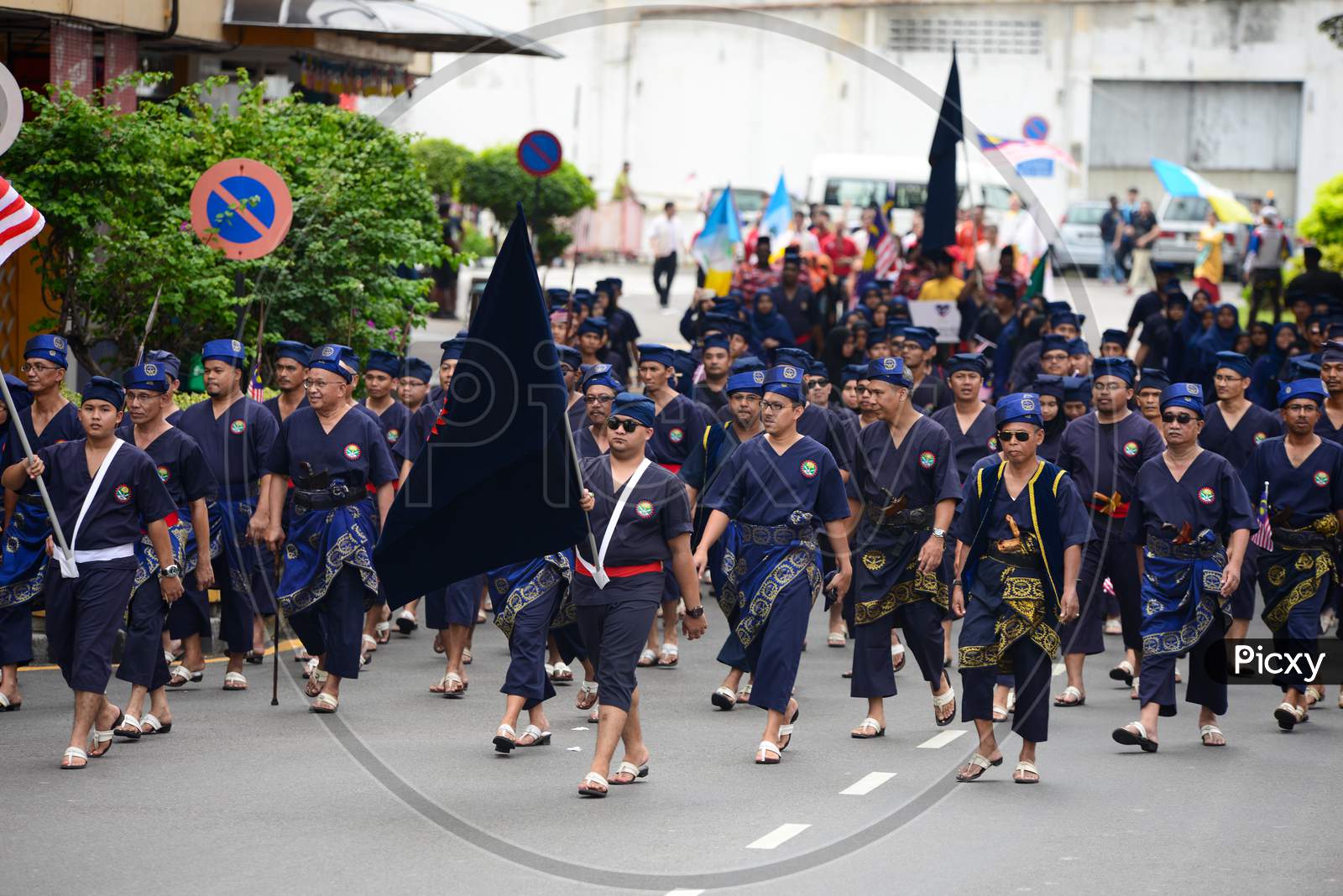 Malays Wear The Traditional Clothes Attend Merdeka Parade At Penang