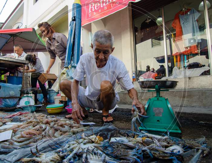 Fisherman Hawkers Sell The Dish At The Stall At Morning Wet Market At Jalan Kuala Kangsar