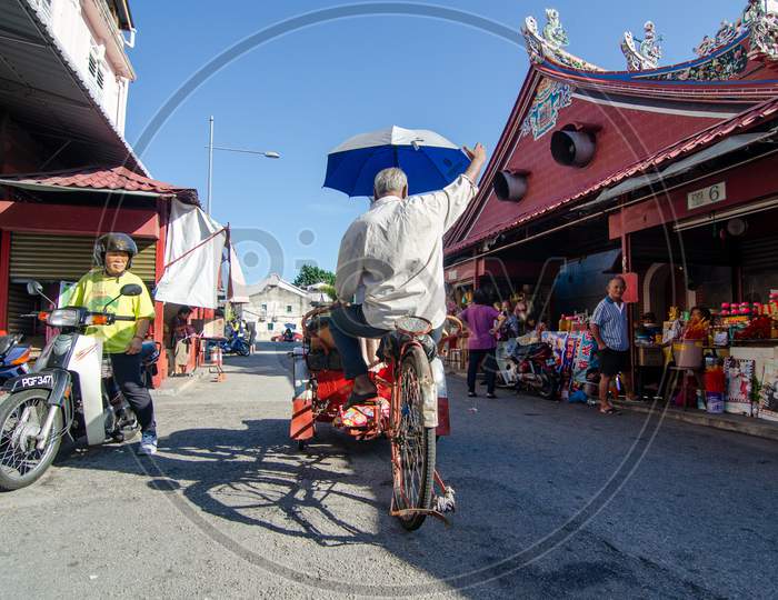 Rickshaw Ride Near The Goddess Of Mercy Temple