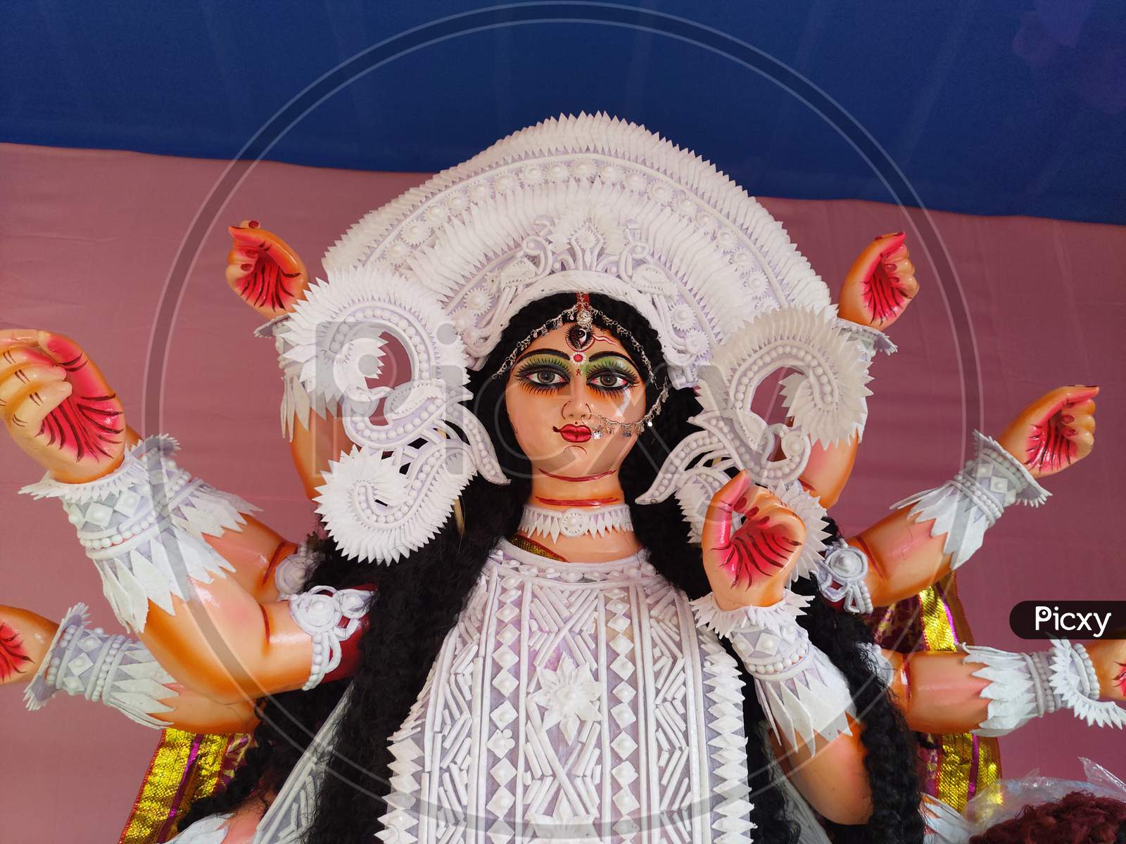 Picture of the face of the durga idol.