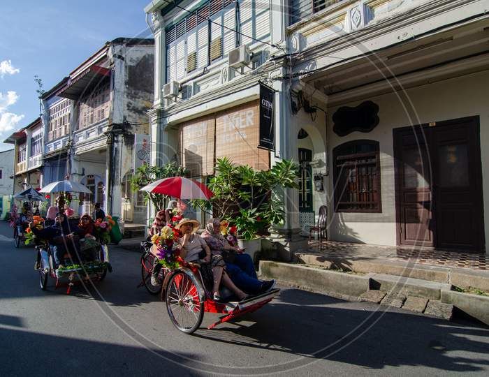 Rickshaw Is The Best Transportation To Explore The Old Heritage Of Georgetown