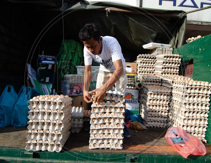 Egg Seller Stack The Egg At Lorry