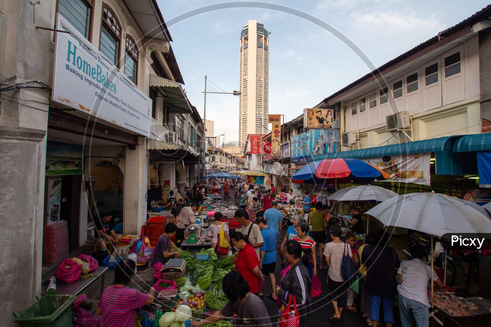 People Buy Vegetable, Seafood And Meat At The Wet Market