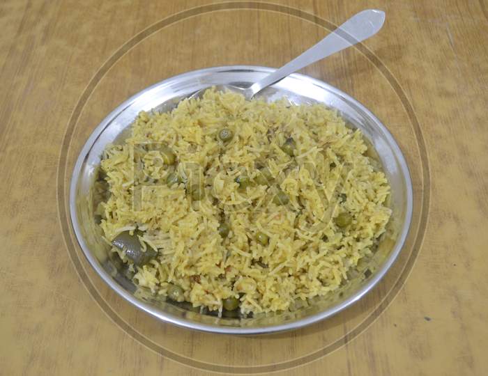Biryani of pea, Rice, Pea, Plate, Spoon.