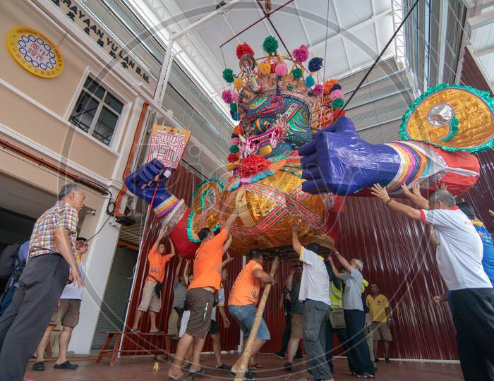 Chinese Devotees Assembly The Hungry Ghost