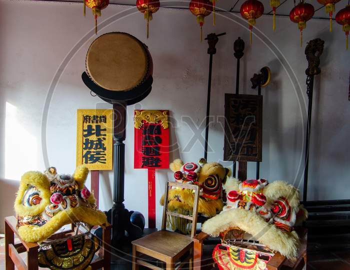 Three Lion Dance Had Put On The Chair In The Temple Loo Pun Hong
