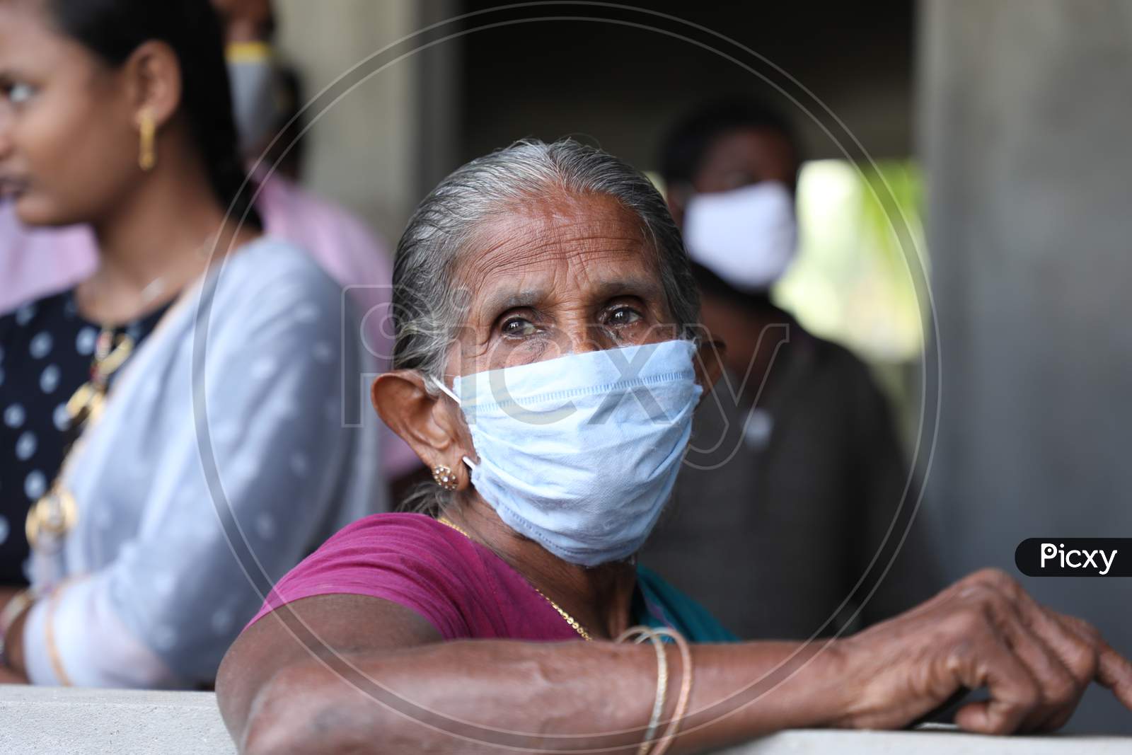 Image of Indian People with Mask-DM005813-Picxy