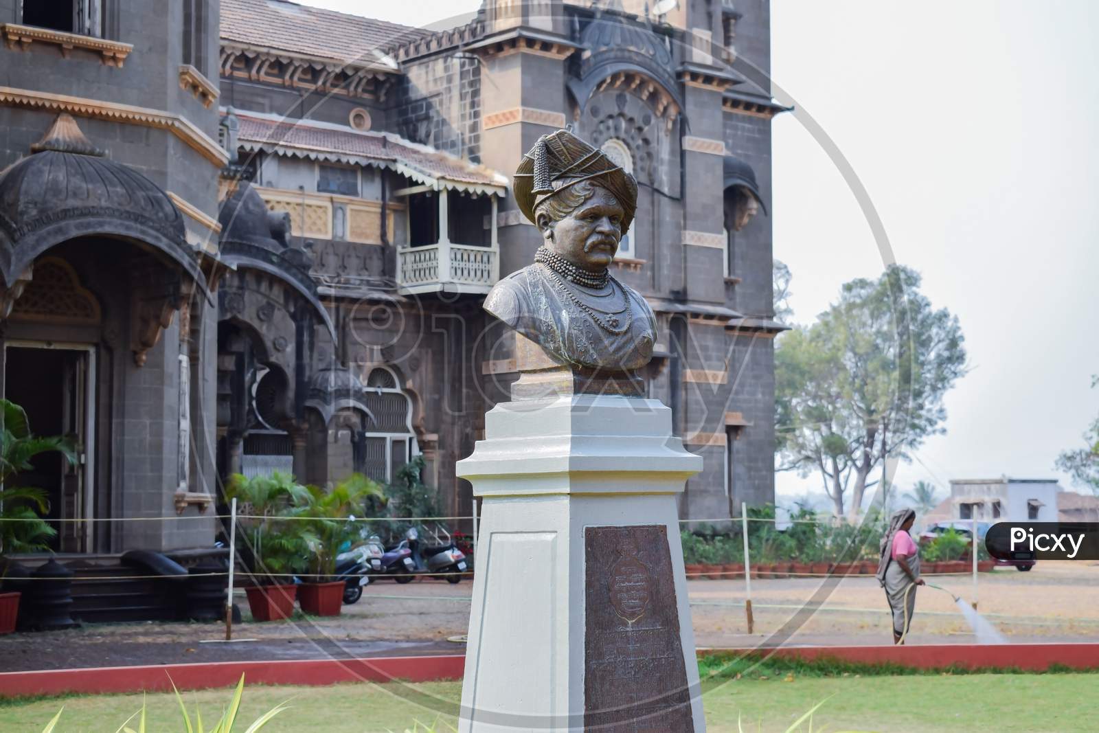 Picture Of Great Maratha King Chatrapati Shahu Maharaj Statue In Kolhapur City, Maharashtra India.