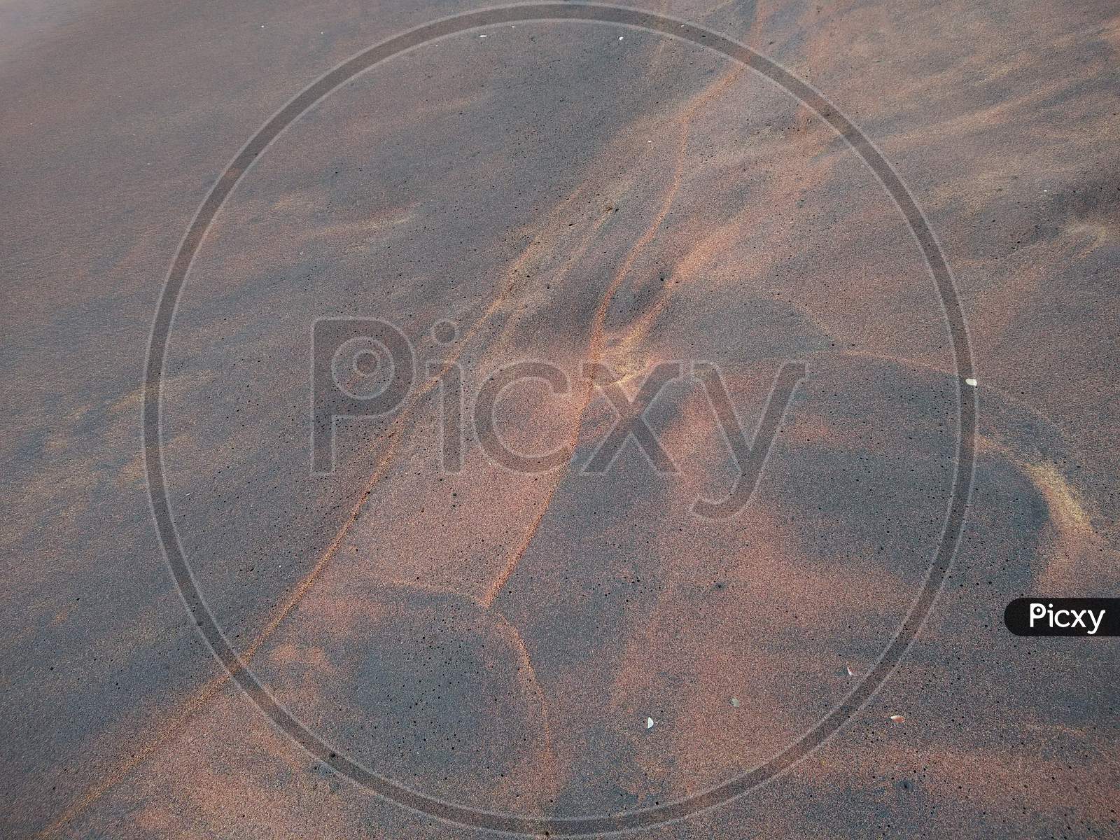 Rough sand pattern on the beach