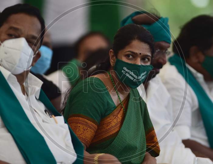 Dravida Munnetra Kazhagam Women'S Wing Secretary Kanimozhi During A Day-Long Hunger Strike In Support Of Farmers Protesting Against The Three Farm Laws, In Chennai, Friday, Dec. 18, 2020.