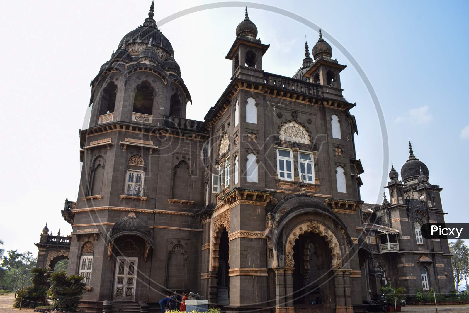 Picture Of Popular Palace In Kolhapur City New Palace, Ancient Palace Constructed From Black Rock.