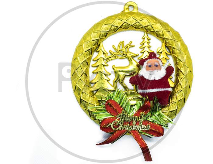 Christmas Ornament: Hanging Christmas Tree Golden Round Frame Deer Hanging Ornaments
