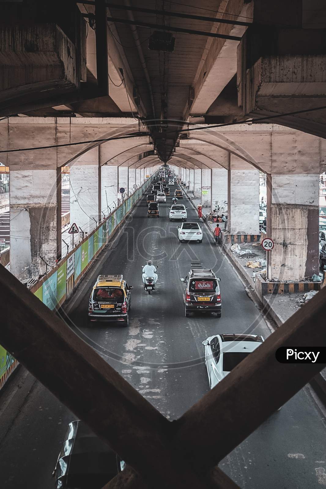 Busy roads in mumbai