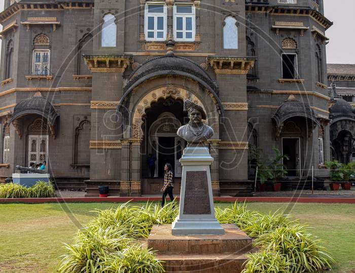 Kolhapur, Maharashtra, India- December 5Th 2019;Picture Of Great Maratha King Chatrapati Shahu Maharaj Statue In Kolhapur City, Maharashtra India.