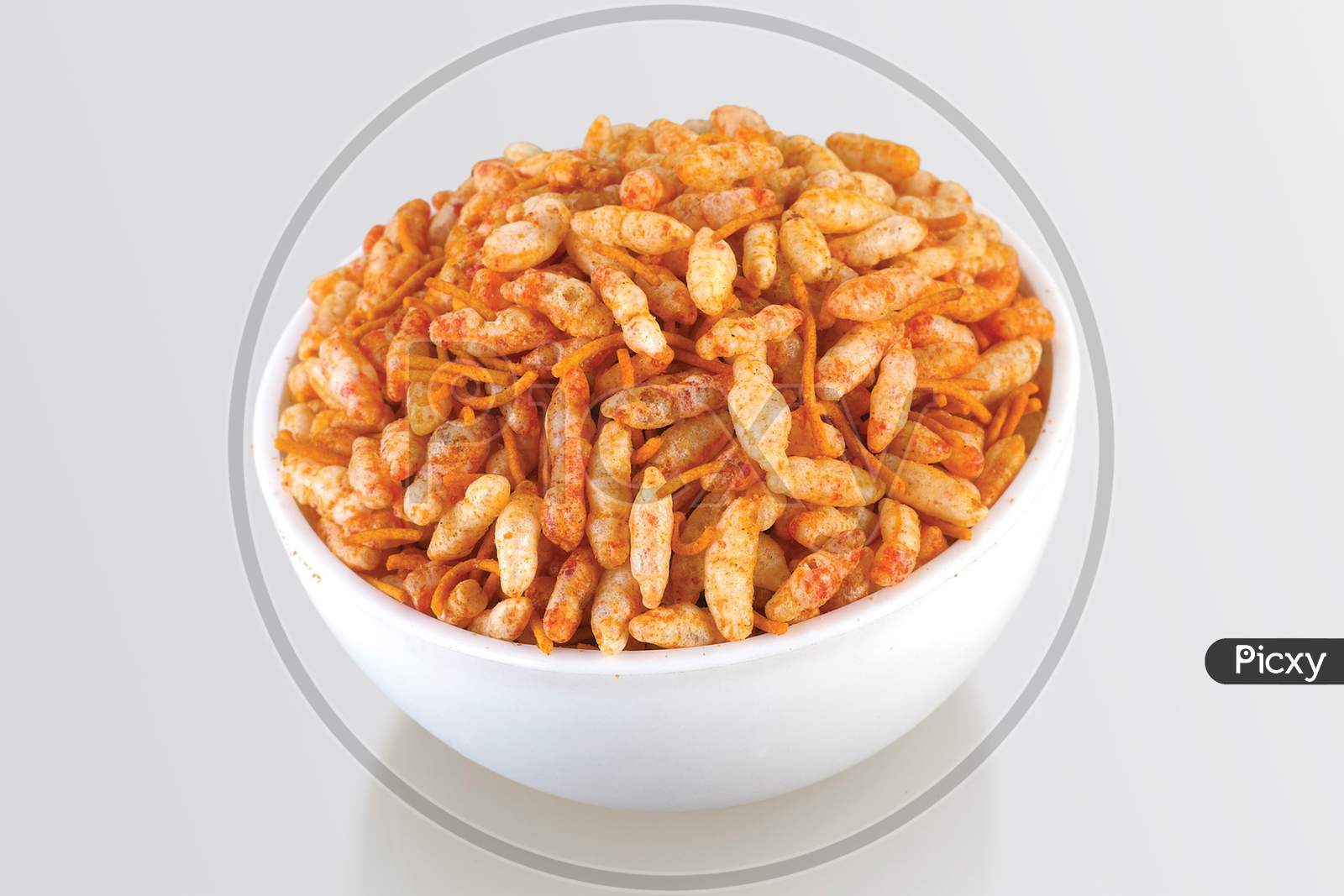 Sev Mamra Is An Indian Snack. Garlic & Spices Sev Mamra, It Is A Mixture Of Spicy Dry Ingredients Such As Puffed Rice, Savoury Noodles And Peanuts - Image