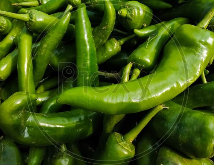 Close view of a green chili