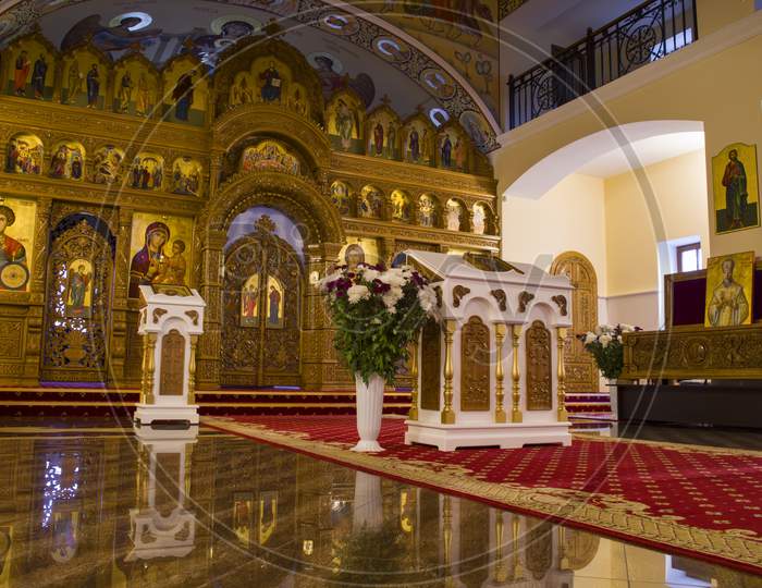 Mirroring Orthodox Church Altar
