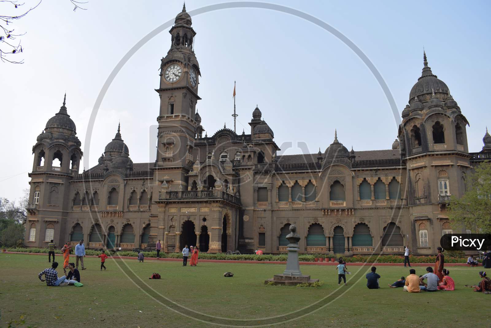 Kolhapur, Maharashtra, India- December 5Th 2019;Picture Of Popular Palace In Kolhapur City New Palace, Ancient Palace Constructed From Black Rock.
