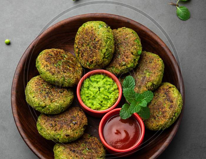 Hara Bhara Kabab Are Pan-Fried Spiced Patties Made With A Mix Of Spinach, Green Peas And Potatoes