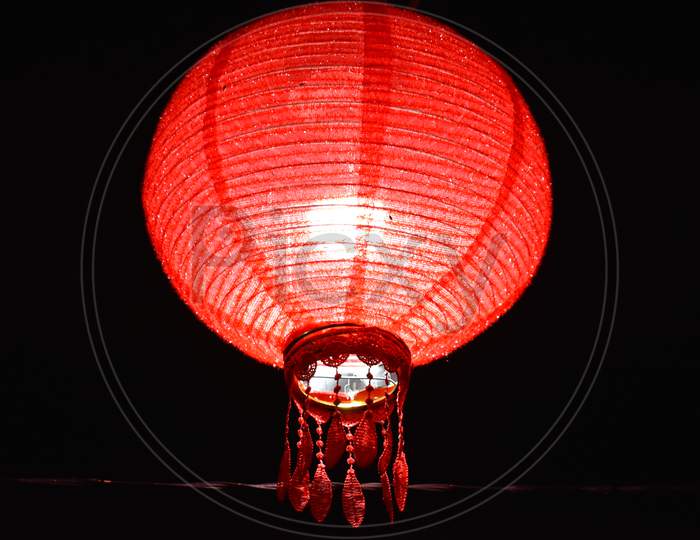 Red spherical pendant light lamp