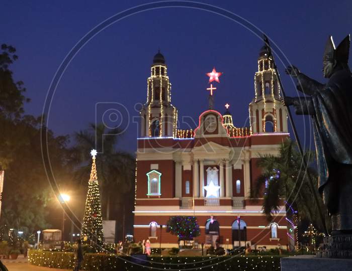 Delhi's biggest church, the Sacred Heart Cathedral, reemained shut on Christmas for the very first time ever in wake of the coronavirus.