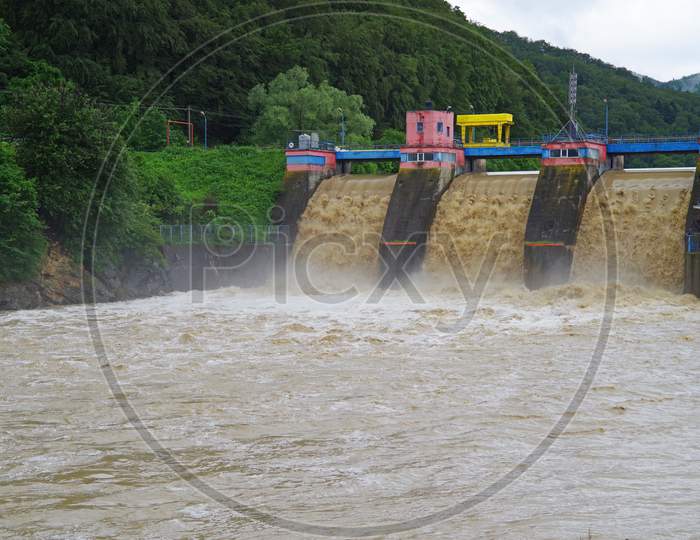 Drainage, Dam Flood