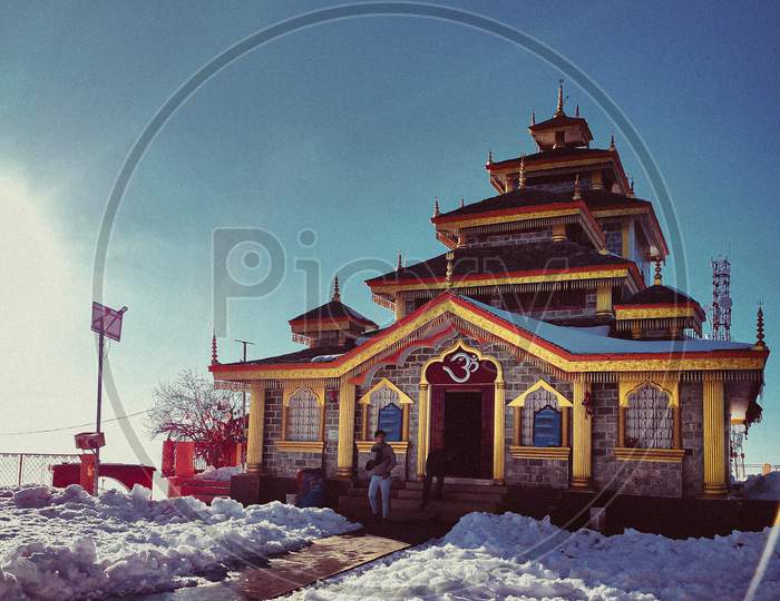 Surkanda Devi temple dhanolti