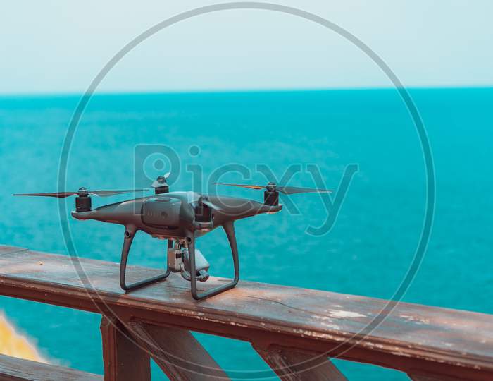Drone Quadcopter With Digital Camera