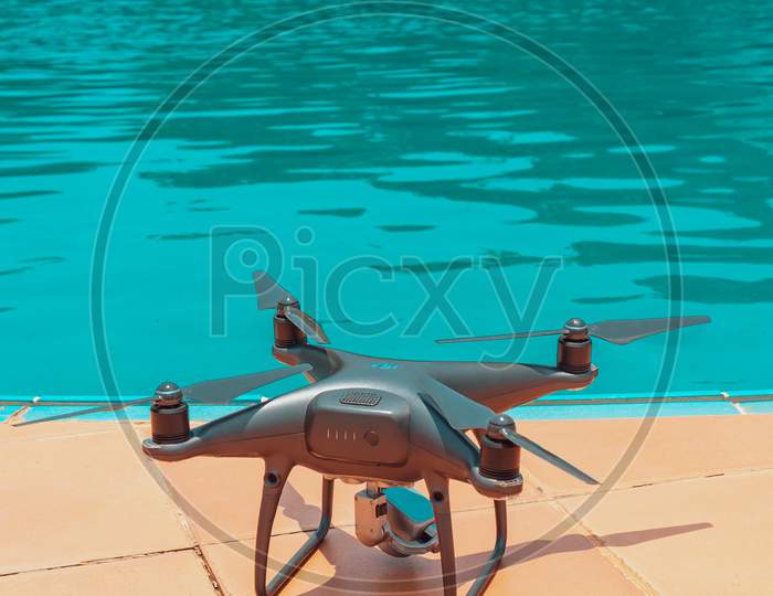 Drone Quadcopter With Digital Camera