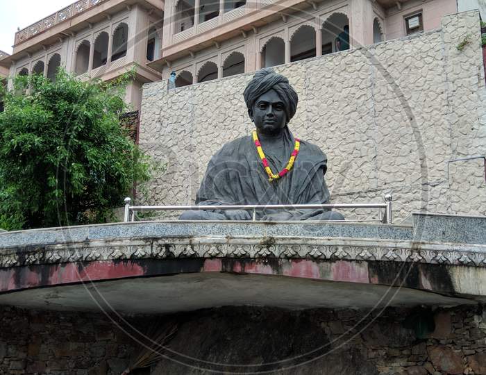 Statue of Swami Vivekanand