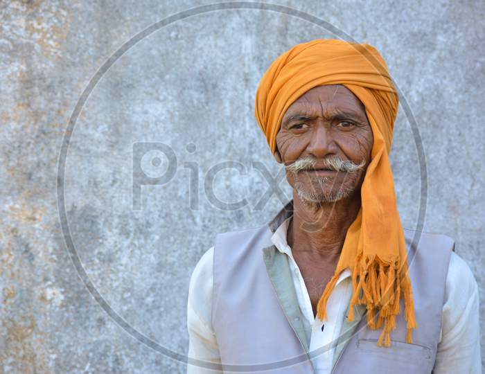 TIKAMGARH, MADHYA PRADESH, INDIA - NOVEMBER 23, 2020: Portrait of unidentified Indian old man at their village.