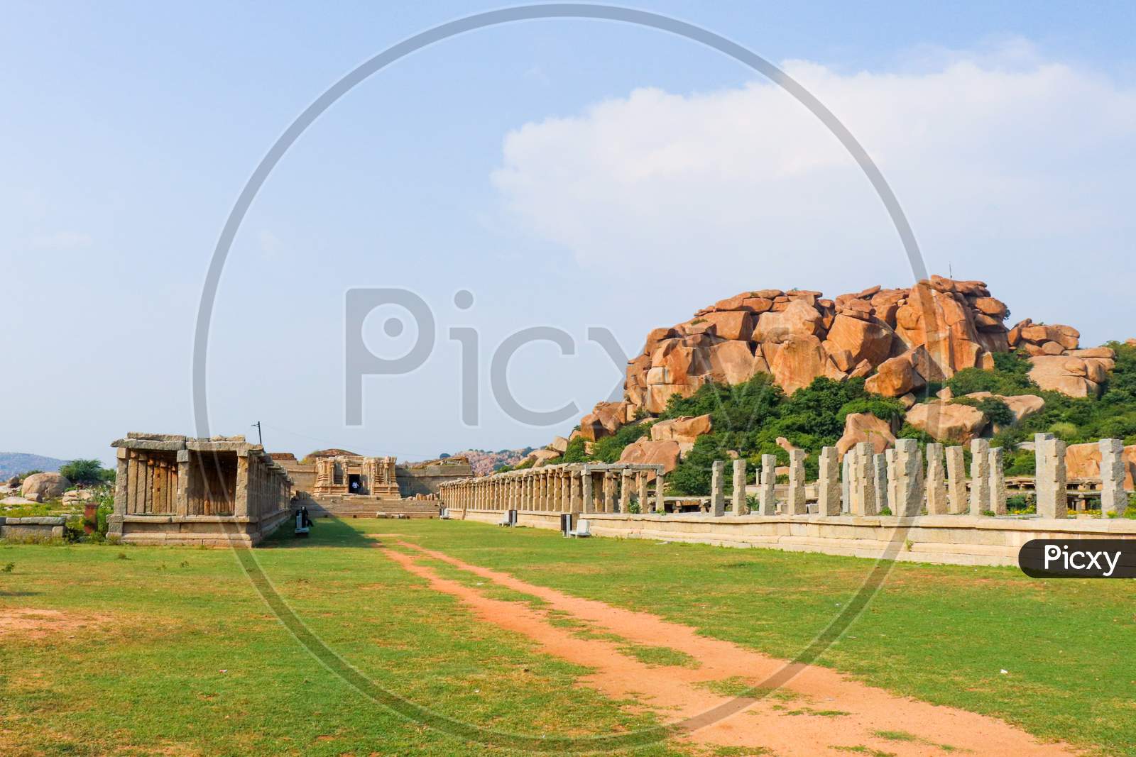 vitthal temple outside view hampi