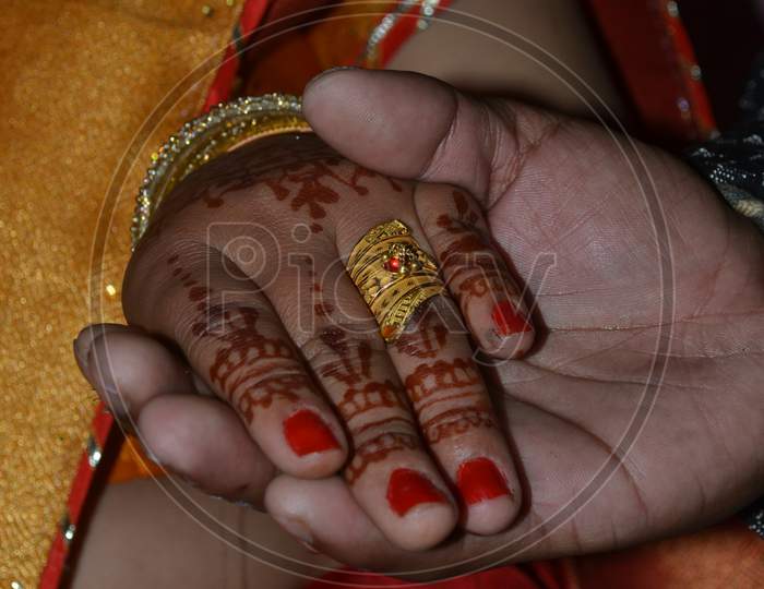 Girls wedding photo in Uttarakhand