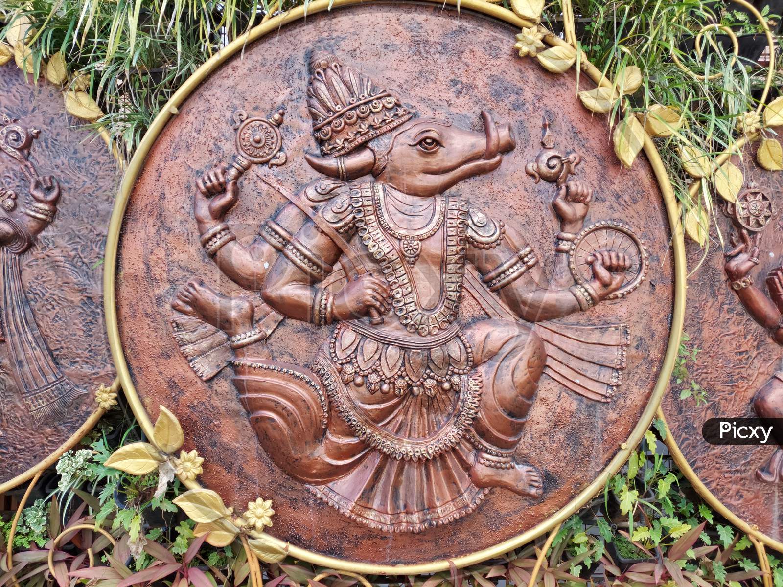 Sculptures at tirumala tirupati devasthanam temple. Hindu god sculpture.