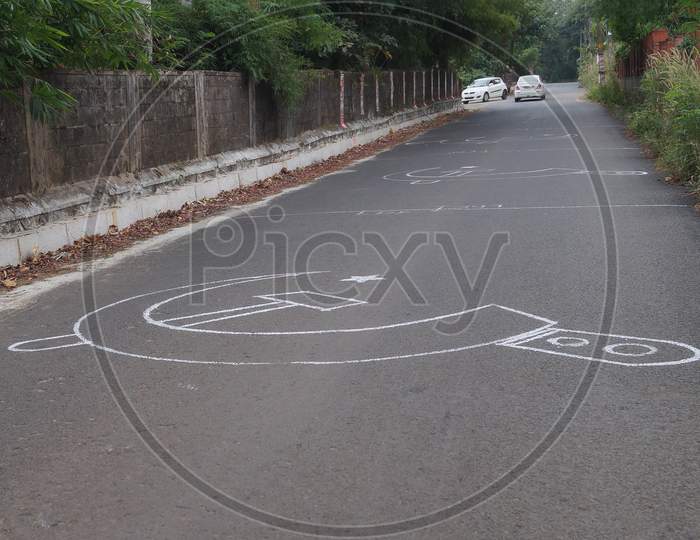 Thrissur, Kerala, India - 12-02-2020: Communist Party Logo Sketch On The Road In Kerala.The Election To The Three-Tier Local Local Body System To Be Held In Three Phases In December.