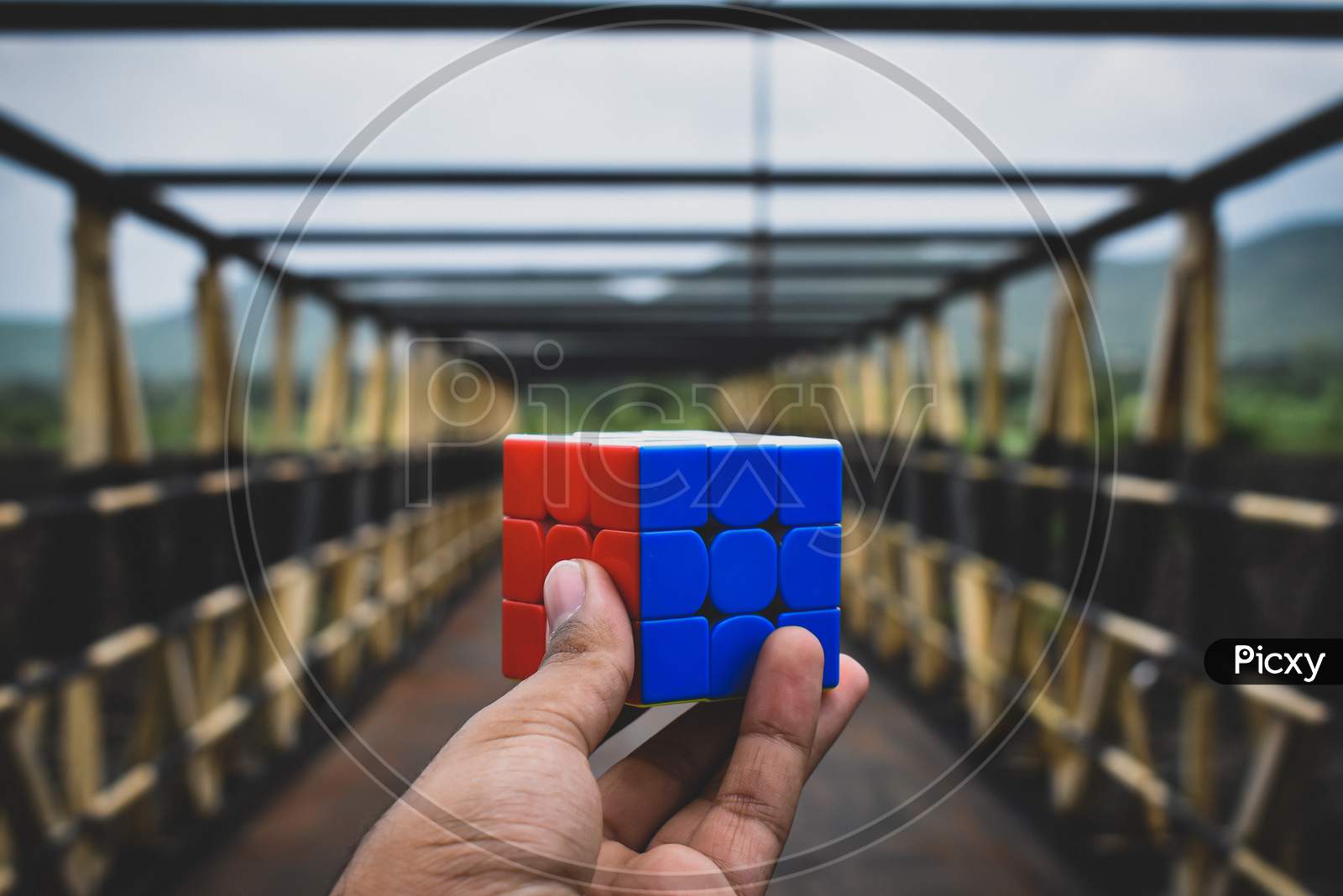 Aesthetic cube