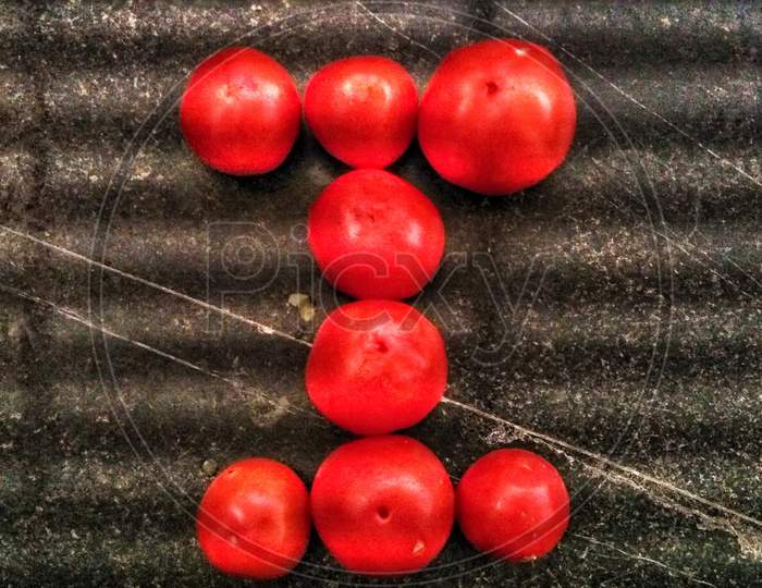 Red Tomatos with structure I