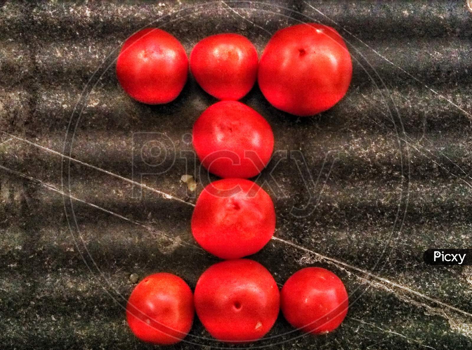 Red Tomatos with structure I