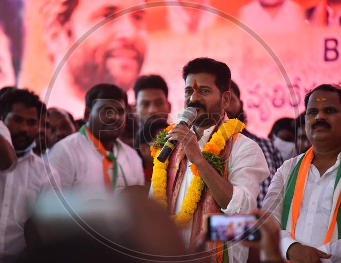 Revanth Reddy Anumula, INC leader and Malkajgiri MP addressing people in a protest at Shadnagar against Central Government's New Farm Laws in solidarity with Farmers agitating at Delhi Borders, December 8, 2020.