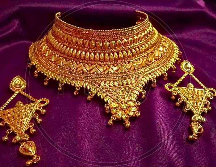 Indian Bridal Ethnic Jewellery Gold Palace Design