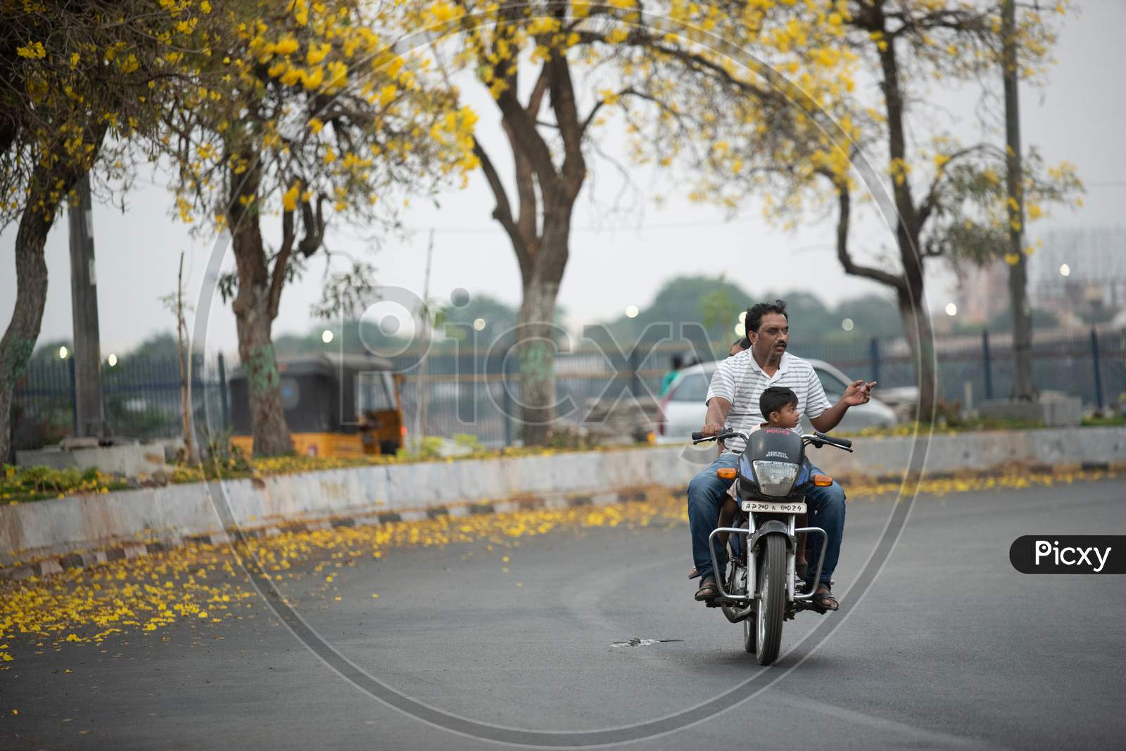 Men discount on bike