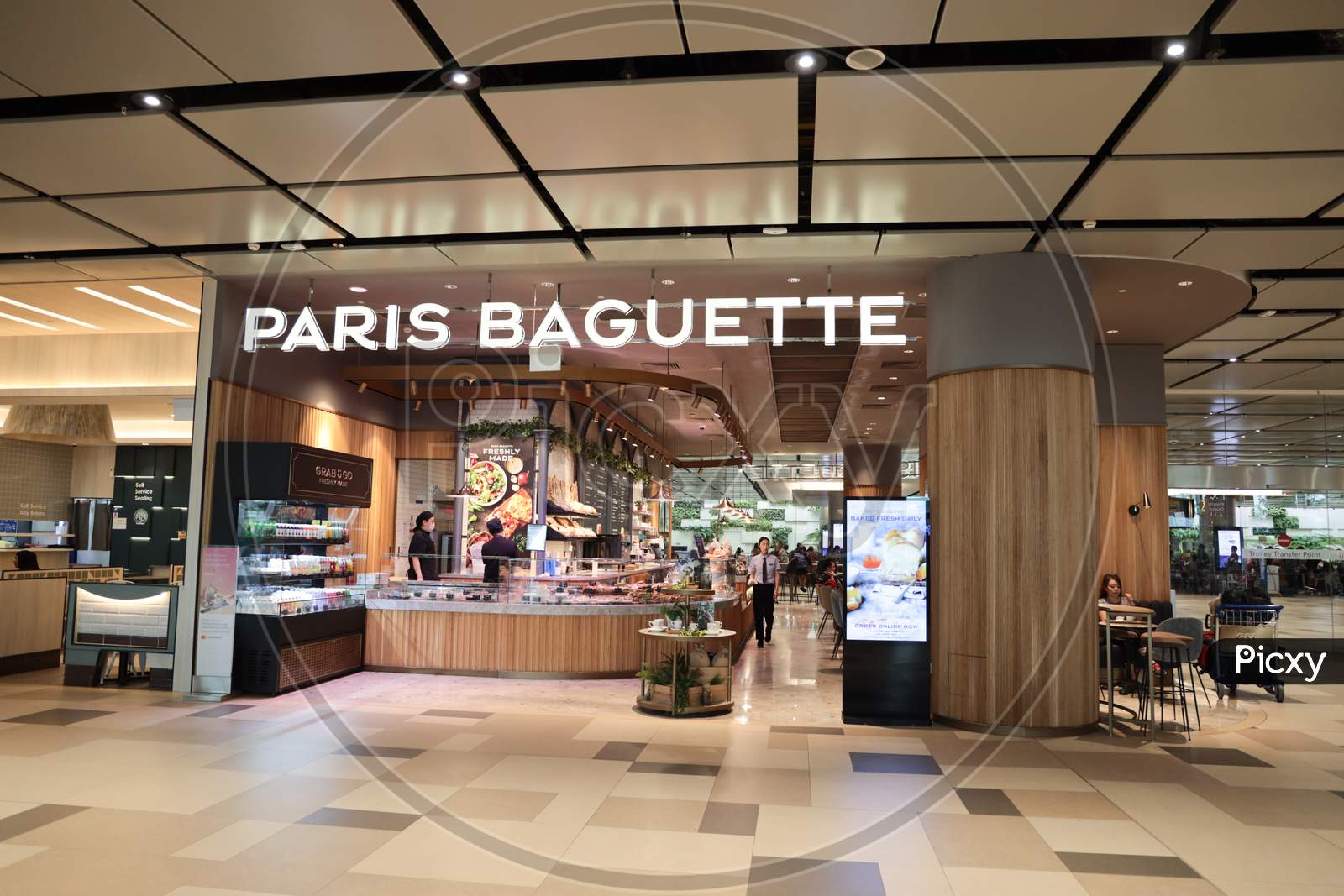 Paris Baguette  Outlet At Changi Airport , Singapore