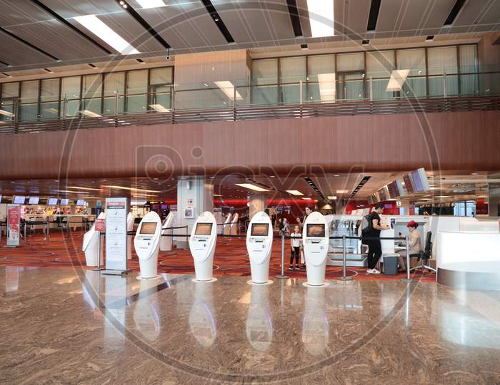 Auto Checkin Counters At Changi Airport , Singapore