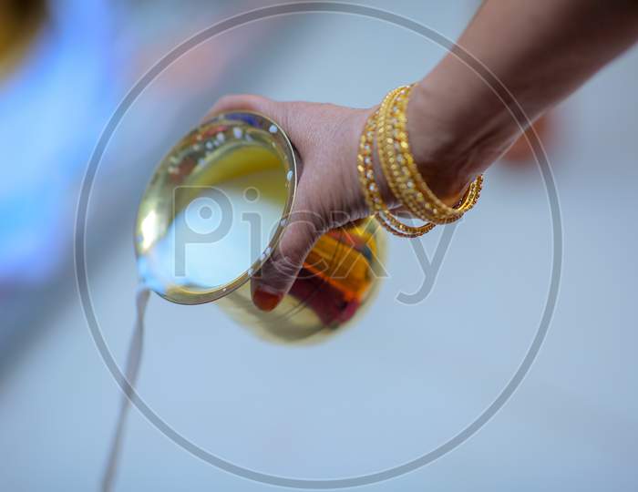 South Indian Wedding Rituals With Bride   Hands And Jewels Makeup Closeup  At Wedding Ceremony