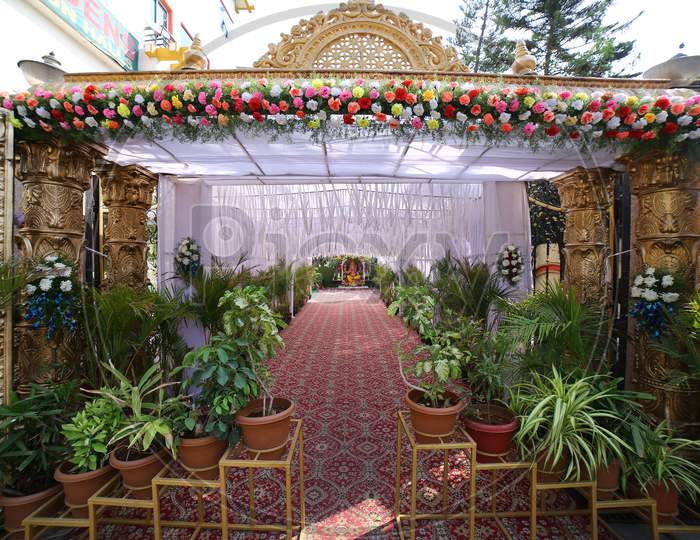 Entrance decoration of an event